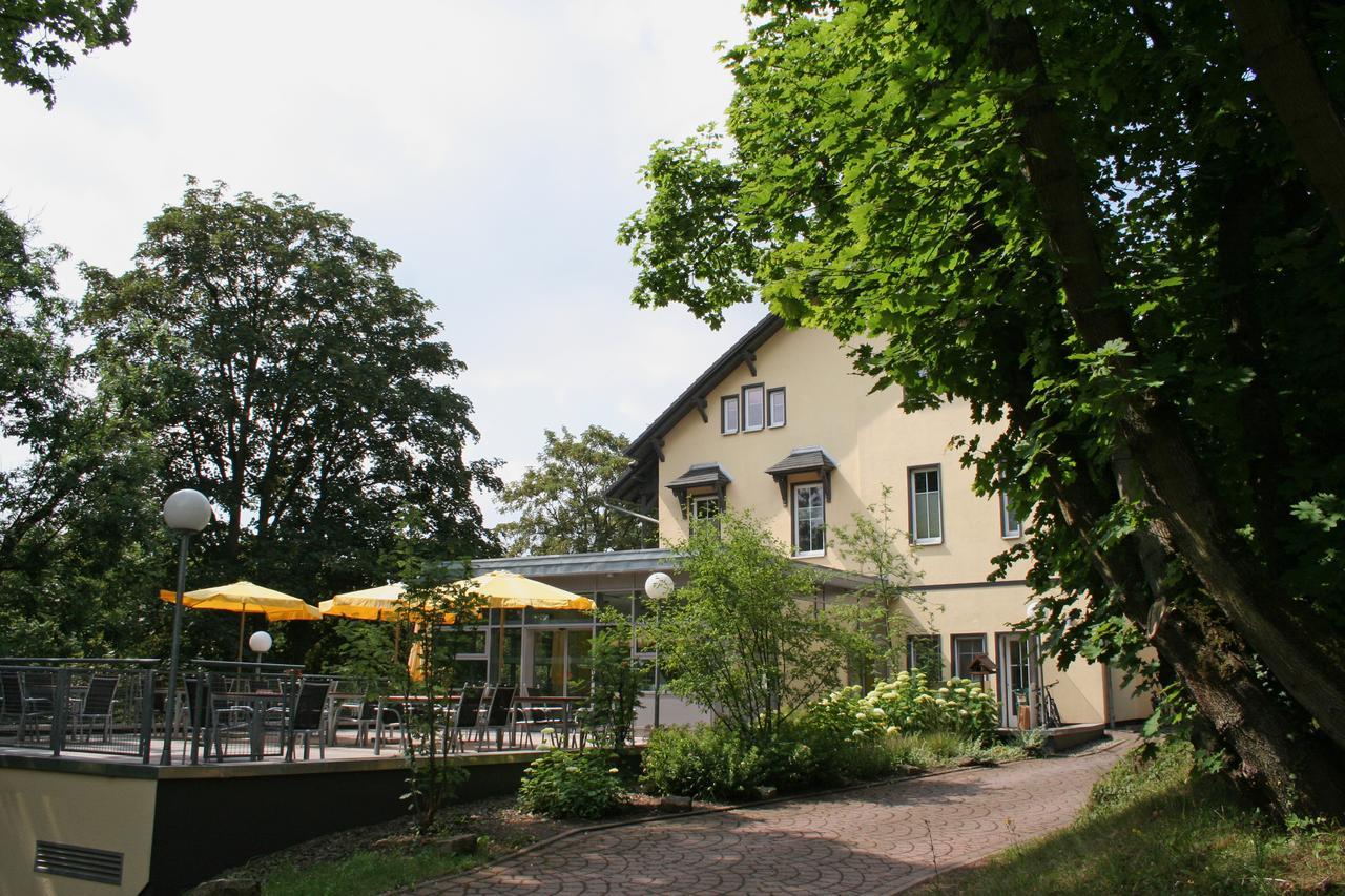 Dreibrunnen Gastehaus Im Luisenpark 호텔 에르푸르트 외부 사진